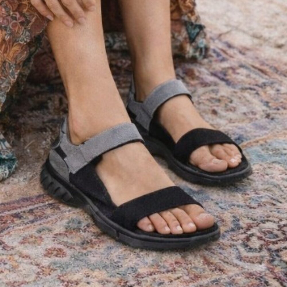 Therafit Lola Black Grey Plantar Fasciitis Friendly Sandal, Size 39 (8.5 - 9)